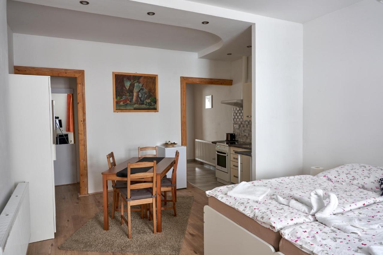 Appartement Krejcovstvi à Mělník Extérieur photo